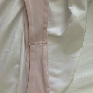 light pink lululemon headband